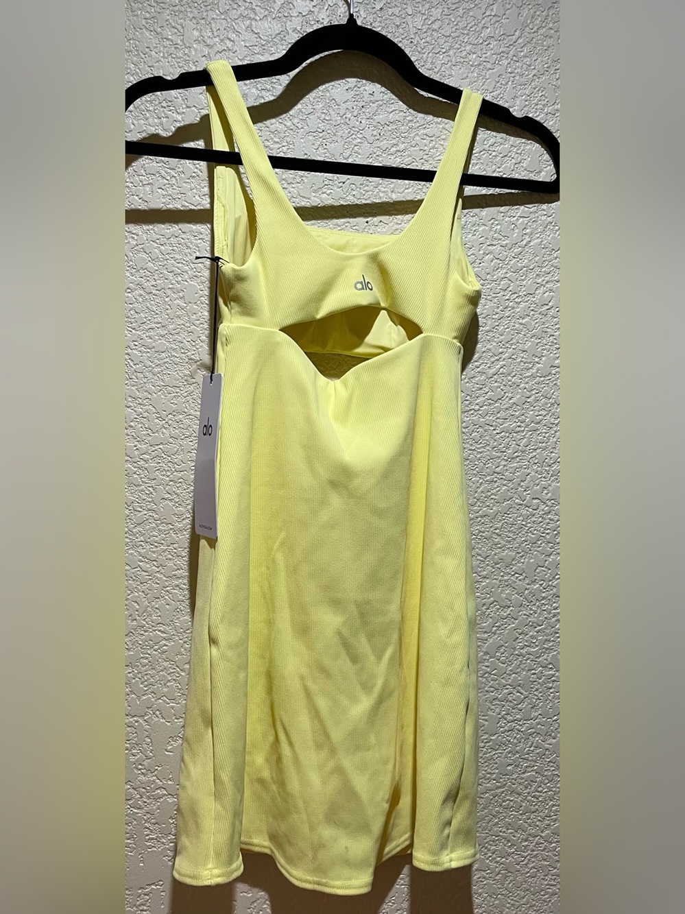 Alo Yoga NWT Slice Tennis in Sunshine Yellow Shorts Underneath Size XS - Picture 7 of 15